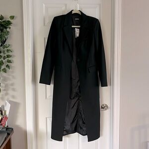 New Express Fitted Midi Length Black Overcoat Fitted Coat with Buttons